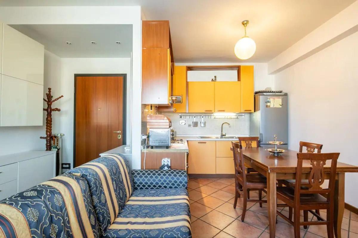 Suite Con 2 Balconi - 6 Guest Prato  Ngoại thất bức ảnh